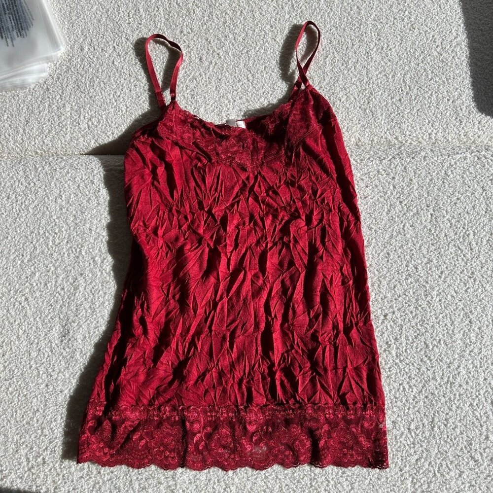 DB Established Women's Red Tank Top Size L – Classic‎ Sleeveless Top